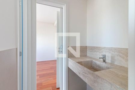 Apartamento à venda com 139m², 4 quartos e 3 vagasBanheiro dos quartos 2 e 3