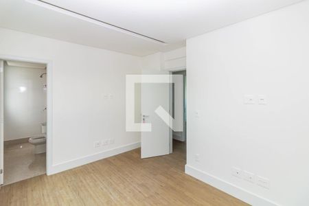 Apartamento à venda com 139m², 4 quartos e 3 vagasQuarto