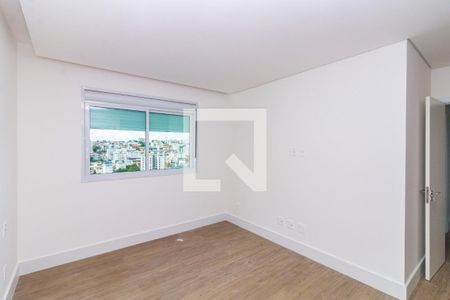 Apartamento à venda com 139m², 4 quartos e 3 vagasQuarto