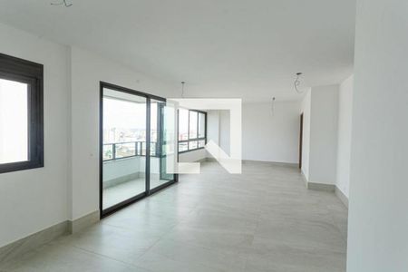 Apartamento à venda com 140m², 4 quartos e 4 vagas