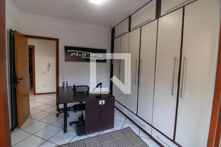 Quarto 1 de casa de condomínio para alugar com 3 quartos, 300m² em Serra Grande, Niterói