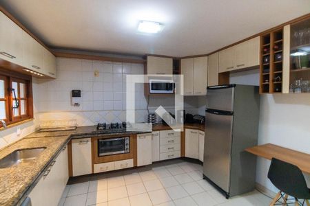 Cozinha de casa de condomínio para alugar com 3 quartos, 300m² em Serra Grande, Niterói
