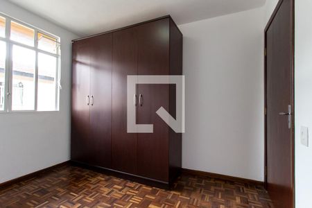 Quarto 1 de casa de condomínio para alugar com 3 quartos, 90m² em Boqueirão, Curitiba