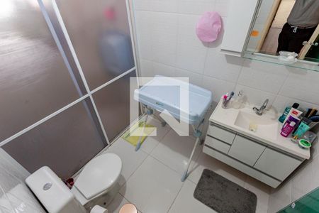Apartamento para alugar com 82m², 2 quartos e 1 vagaBAnheiro