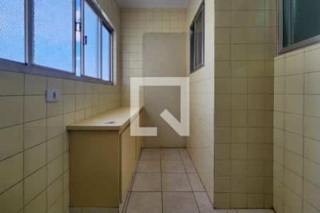 Apartamento à venda com 109m², 3 quartos e 1 vagaÁrea de Serviço