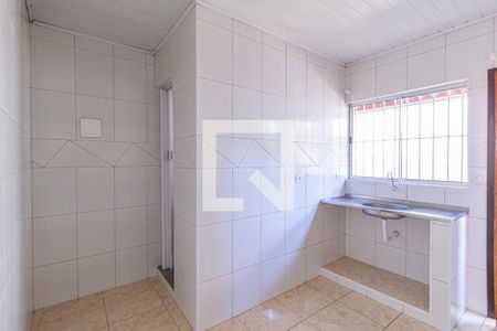 Cozinha de kitnet/studio para alugar com 1 quarto, 45m² em Jardim Roberto, Osasco