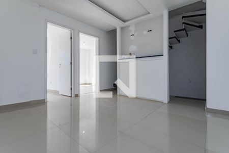 Sala de TV de casa para alugar com 3 quartos, 100m² em Vila Brasileira, Mogi das Cruzes