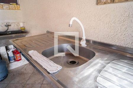 Casa à venda com 110m², 2 quartos e 1 vagaÁrea de Serviço