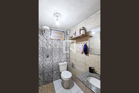 Casa à venda com 120m², 3 quartos e sem vagaBanheiro da suíte 