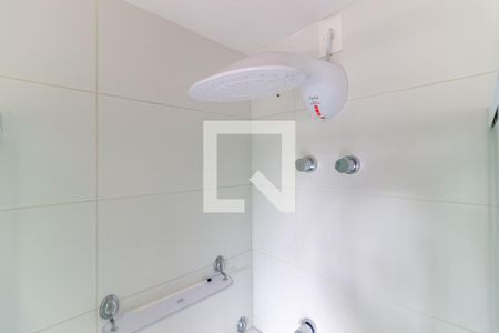 Banheiro de kitnet/studio à venda com 1 quarto, 23m² em Sumarezinho, São Paulo