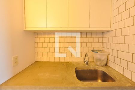 Apartamento para alugar com 74m², 1 quarto e 1 vagaÁrea de Serviço
