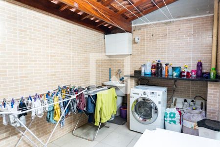 Casa de condomínio à venda com 77m², 2 quartos e 1 vaga Casa de condomínio à venda com 77m², 2 quartos e 1 vagaÁrea de Serviço