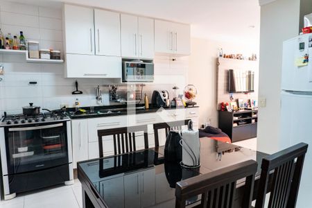 Casa de condomínio à venda com 77m², 2 quartos e 1 vaga Casa de condomínio à venda com 77m², 2 quartos e 1 vagaCozinha