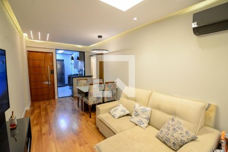 Sala de apartamento à venda com 2 quartos, 65m² em Estácio, Rio de Janeiro