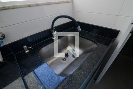 Apartamento à venda com 65m², 2 quartos e 1 vagaÁrea de Serviço