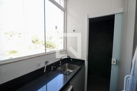 Apartamento à venda com 65m², 2 quartos e 1 vagaÁrea de Serviço