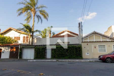 Casa à venda com 285m², 4 quartos e 5 vagasFachada