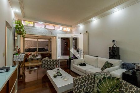 Sala Estar de casa à venda com 4 quartos, 285m² em Vila Monumento, São Paulo