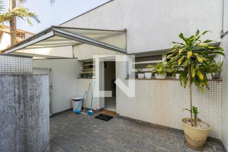 Casa à venda com 285m², 4 quartos e 5 vagasQuintal