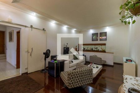 Sala Estar de casa à venda com 4 quartos, 285m² em Vila Monumento, São Paulo