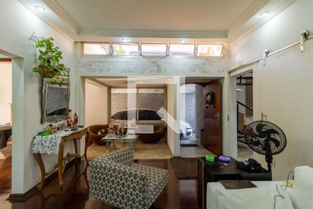 Sala Estar de casa à venda com 4 quartos, 285m² em Vila Monumento, São Paulo