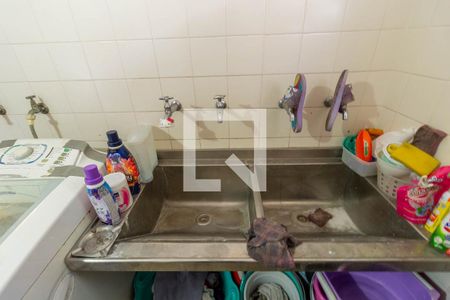 Casa à venda com 285m², 4 quartos e 5 vagasLavanderia