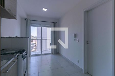 Sala / Cozinha de apartamento para alugar com 1 quarto, 30m² em Jardim Prudência, São Paulo