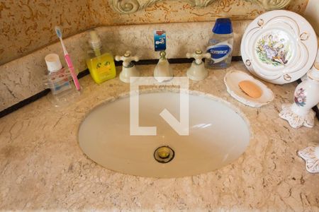 Casa à venda com 307m², 3 quartos e 4 vagasBanheiro