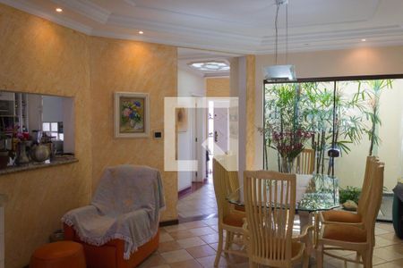 Sala de casa para alugar com 3 quartos, 307m² em Dos Casa, São Bernardo do Campo