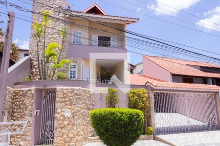 Casa à venda com 307m², 3 quartos e 4 vagasFachada