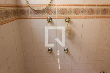 Casa à venda com 307m², 3 quartos e 4 vagasBanheiro da Suíte 1