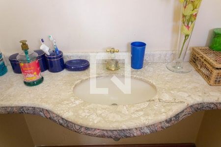 Casa à venda com 307m², 3 quartos e 4 vagasLavabo