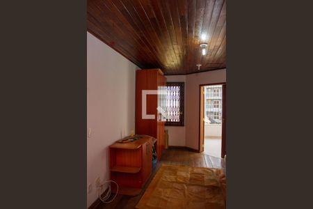 Casa à venda com 490m², 4 quartos e 2 vagasSuíte 02 - 3º Andar