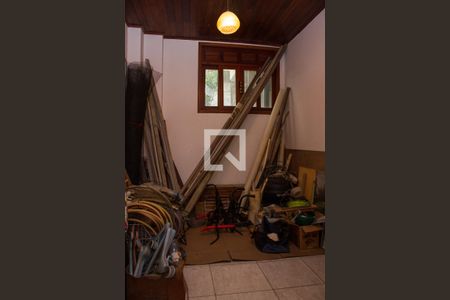 Casa à venda com 490m², 4 quartos e 2 vagasQuarto de Serviço