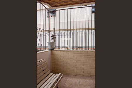 Casa à venda com 490m², 4 quartos e 2 vagasVaranda da Suíte 01 - 2º Andar