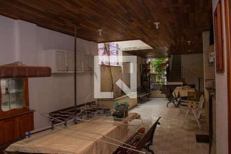 Casa à venda com 490m², 4 quartos e 2 vagasGaragem