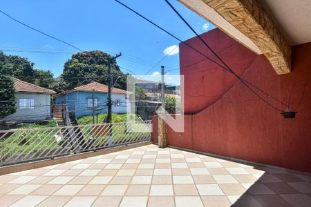 Casa à venda com 170m², 3 quartos e 2 vagasVaranda