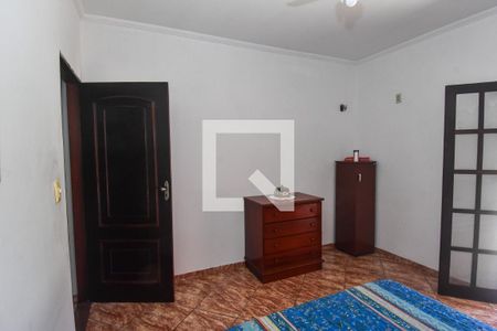 Casa à venda com 170m², 3 quartos e 2 vagasQuarto Suíte