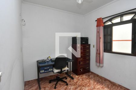 Casa à venda com 170m², 3 quartos e 2 vagasQuarto 2