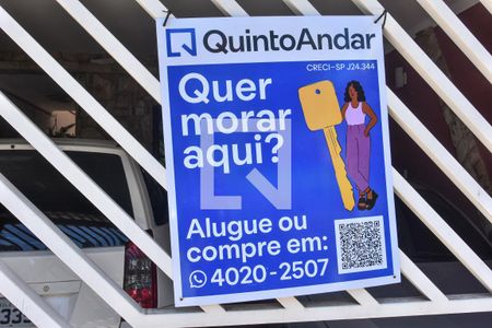 Casa à venda com 170m², 3 quartos e 2 vagasFachada