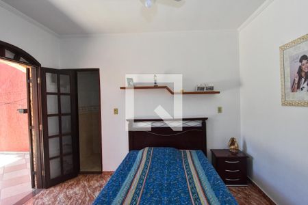 Casa à venda com 170m², 3 quartos e 2 vagasQuarto Suíte