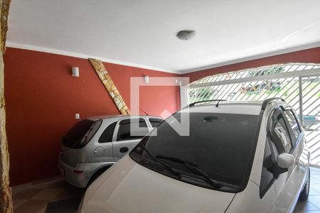 Casa à venda com 170m², 3 quartos e 2 vagasGaragem