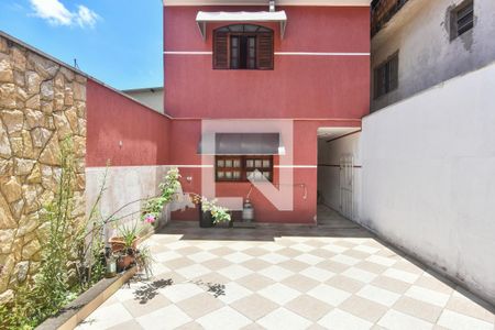 Casa à venda com 170m², 3 quartos e 2 vagasQuintal