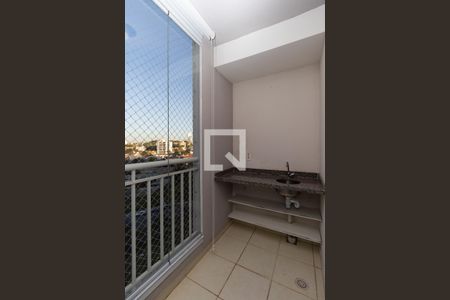 Apartamento para alugar com 69m², 2 quartos e 1 vagaVaranda