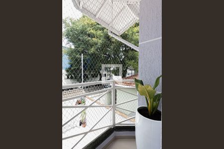 Casa à venda com 180m², 4 quartos e 4 vagas Casa à venda com 180m², 4 quartos e 4 vagasVaranda da Suíte 1