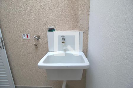 Casa de condomínio para alugar com 71m², 2 quartos e 1 vagaTanque