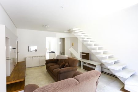 Sala de casa à venda com 2 quartos, 115m² em Vila Morse, São Paulo