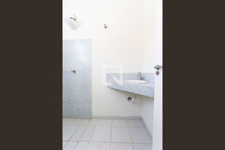 Casa à venda com 115m², 2 quartos e 1 vaga Casa à venda com 115m², 2 quartos e 1 vagaBanheiro da Suíte 1