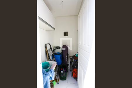 Casa à venda com 115m², 2 quartos e 1 vaga Casa à venda com 115m², 2 quartos e 1 vagaÁrea de Serviço