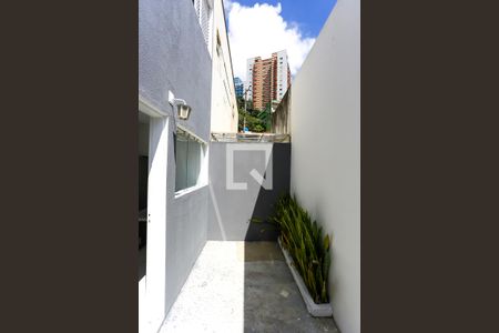 Casa à venda com 115m², 2 quartos e 1 vaga Casa à venda com 115m², 2 quartos e 1 vagaQuintal